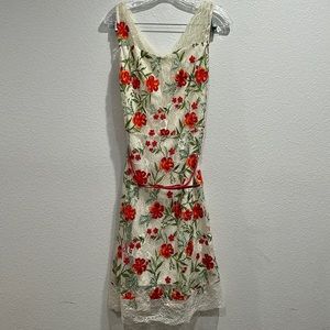 Rue de la paix Lace Embroidered Floral Belted Dress SZ 32 (Large)